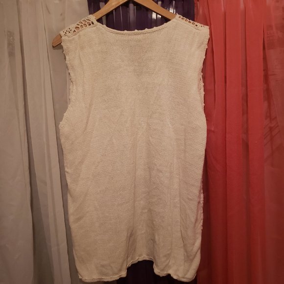 White Crochet Vest - Picture 2 of 4